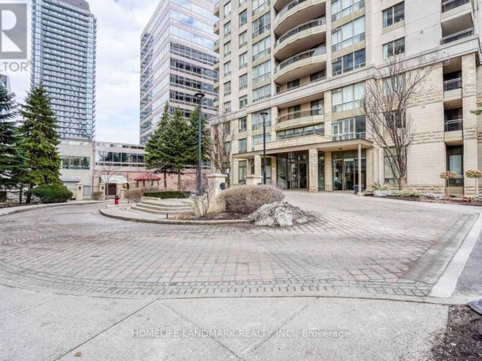 302 - 260 DORIS AVENUE, Toronto, Ontario M2N 6X9