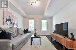 18 KENNETH WOOD CRESCENT | Toronto Ontario | Slide Image Four