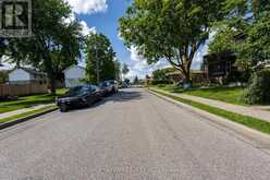 1160 ELM AVENUE | Windsor Ontario | Slide Image Twenty-seven