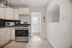 25 HOPE AVENUE | Hamilton Ontario | Slide Image Eleven