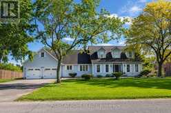 1080 QUAKER ROAD | Fonthill Ontario | Slide Image One