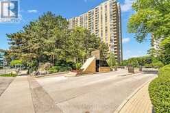 1801 - 1 CONCORDE PLACE | Toronto Ontario | Slide Image One