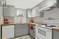 2147 GOVERNORS ROAD | Hamilton Ontario | Slide Image Twenty-eight