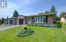 141 HAZELGLEN DRIVE | Kitchener Ontario | Slide Image One