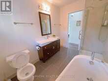 151 RIVEREDGE DRIVE | Georgina Ontario | Slide Image Eight