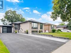 9 TYNEVALE DRIVE Toronto Ontario, M9R 2B3