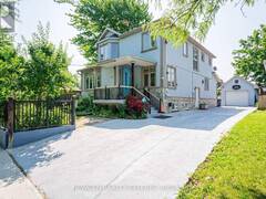 11 BENWAY DRIVE Toronto Ontario, M9W 1Z2