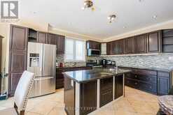 11 BENWAY DRIVE | Toronto Ontario | Slide Image Thirteen
