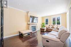 11 BENWAY DRIVE | Toronto Ontario | Slide Image Eighteen