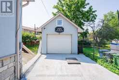 11 BENWAY DRIVE | Toronto Ontario | Slide Image Three