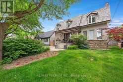 35 YORKDALE CRESCENT | Toronto Ontario | Slide Image Two