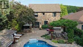 8 BRENT ROAD | East Gwillimbury Ontario | Slide Image Forty