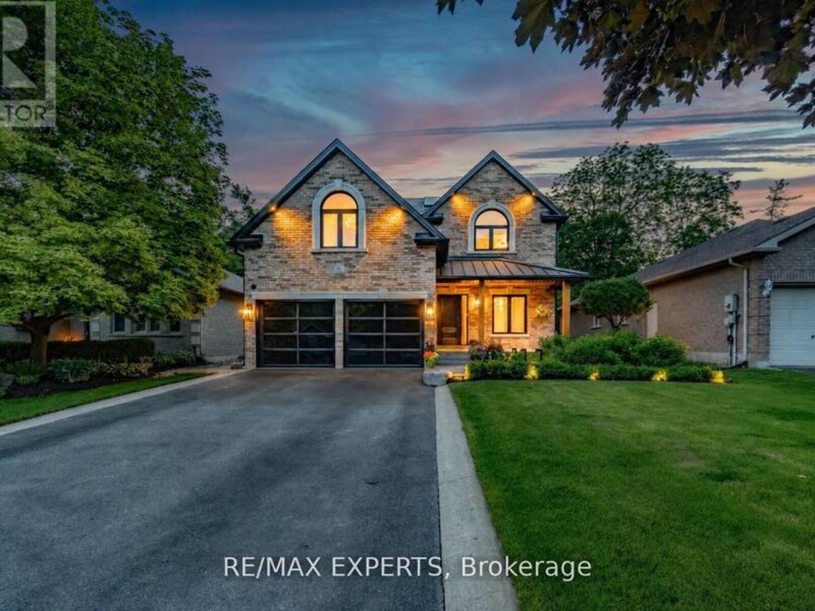8 BRENT ROAD, East Gwillimbury, Ontario L9N 1R9