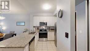 910 - 349 RATHBURN ROAD W | Mississauga Ontario | Slide Image Five