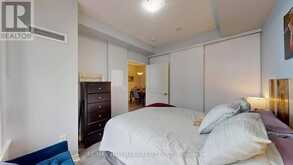 910 - 349 RATHBURN ROAD W | Mississauga Ontario | Slide Image Sixteen
