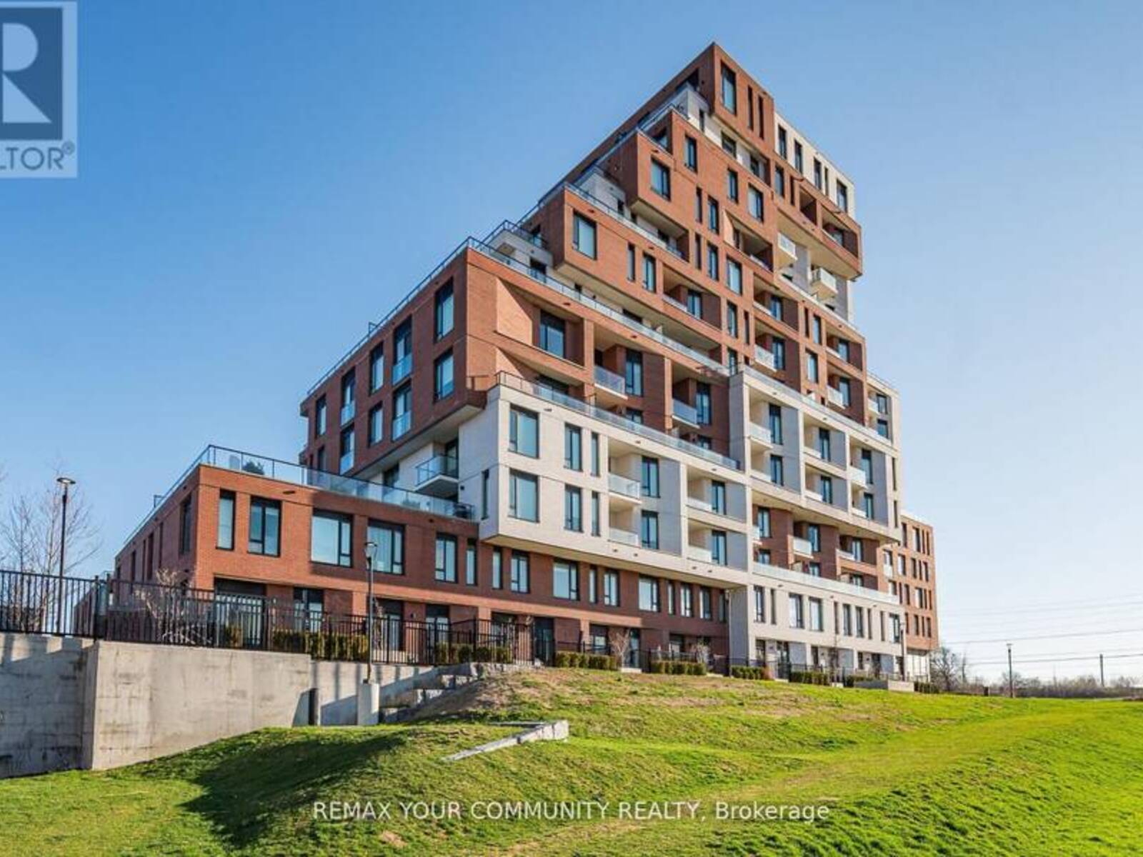614 - 3100 KEELE STREET, Toronto, Ontario M3M 0E1