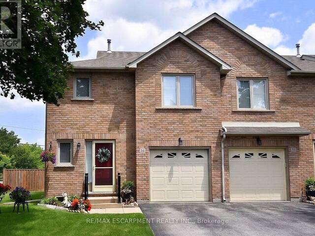 36 - 2774 KING STREET E Hamilton Ontario, L8G 1J4 - 3 Bedrooms Condo For Sale