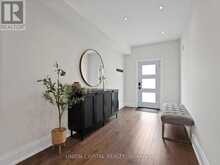 99A LEYTON AVENUE | Toronto Ontario | Slide Image Thirteen