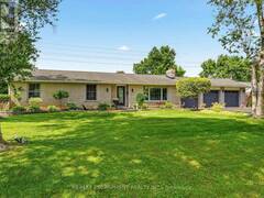 18 FIRESIDE DRIVE Hamilton Ontario, L8N 2Z7