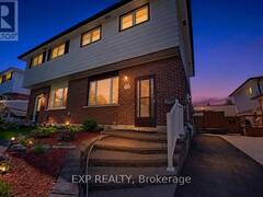 376 SURREY DRIVE Oshawa Ontario, L1G 6H1