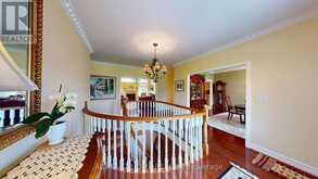 35 GOLFVIEW BOULEVARD | Bradford West Gwillimbury Ontario | Slide Image Seven