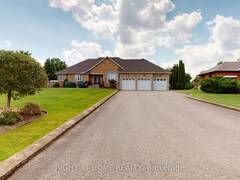 35 GOLFVIEW BOULEVARD Bradford West Gwillimbury Ontario, L3Z 3Z1