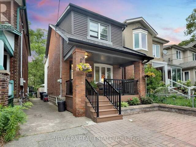 8 PAGE AVENUE Toronto Ontario, M6S 2P5 - 3 Bedrooms Home For Sale