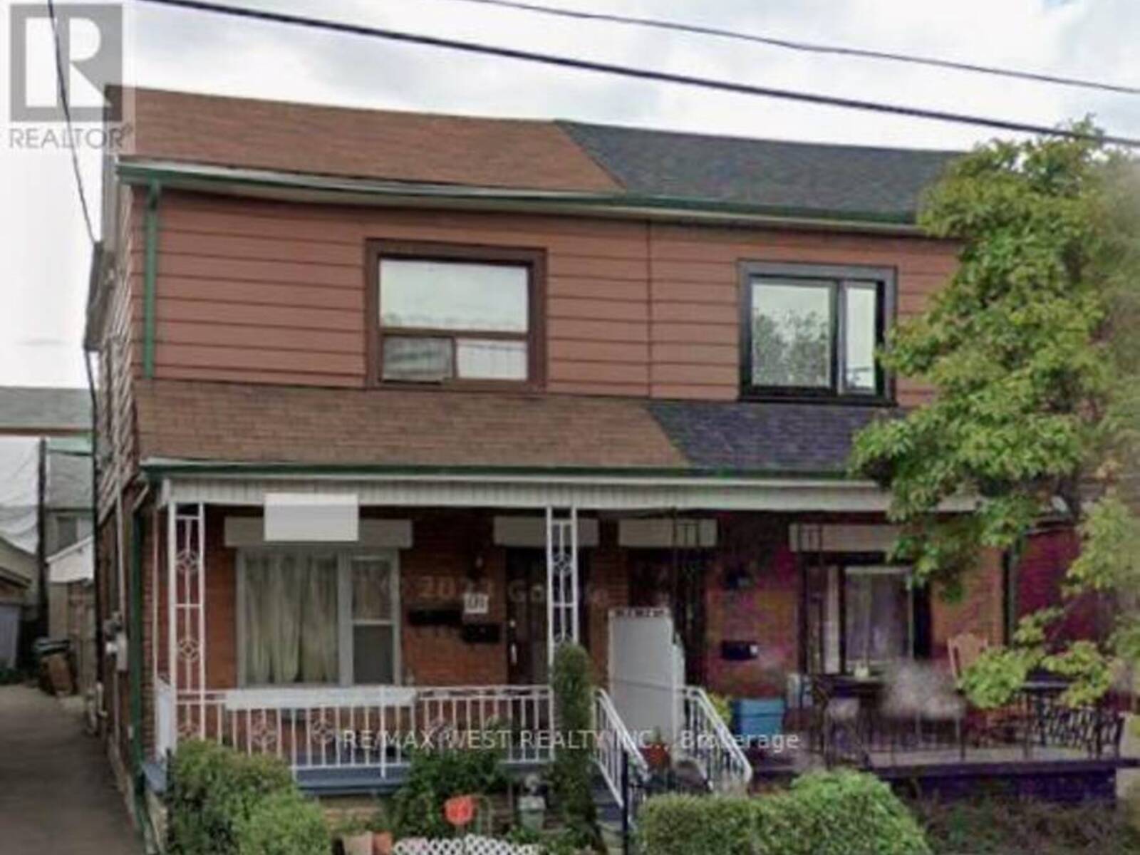 131 KANE AVENUE, Toronto, Ontario M6M 3N1