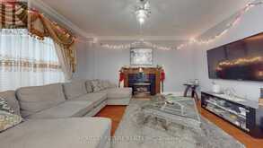 416 ELSON STREET | Markham Ontario | Slide Image Eleven