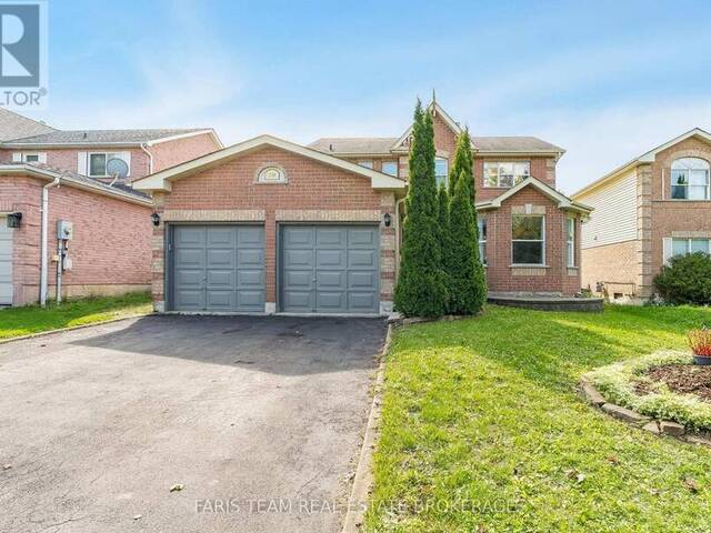 230 MARY ANNE DRIVE Barrie Ontario, L4N 7R2 - 3 Bedrooms Home For Sale