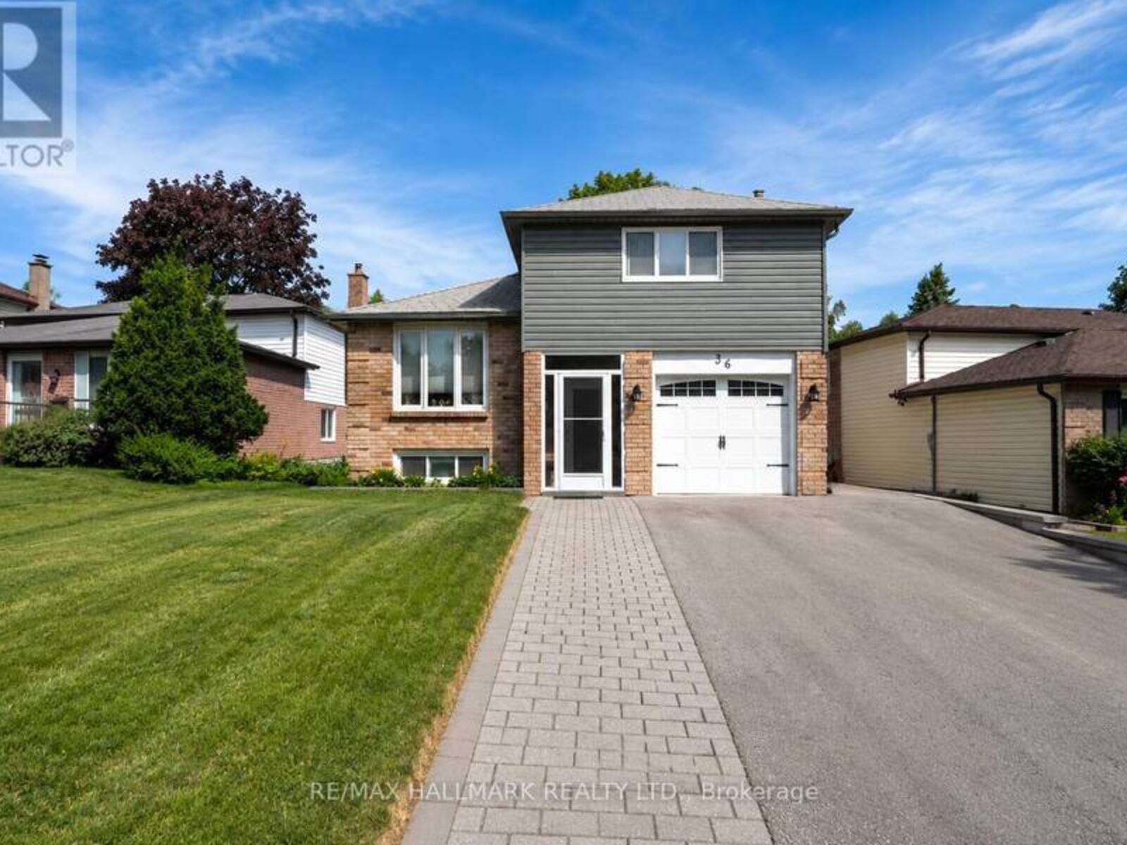 36 RIDGEWAY AVENUE, Barrie, Ontario L4N 5L2