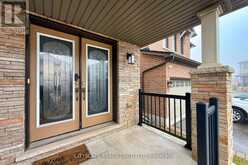 121 CRAFTER CRESCENT | Hamilton Ontario | Slide Image Three