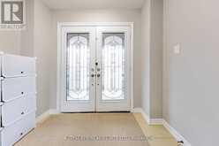 121 CRAFTER CRESCENT | Hamilton Ontario | Slide Image Four