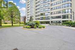 2207 - 8 LISA STREET | Brampton Ontario | Slide Image Three