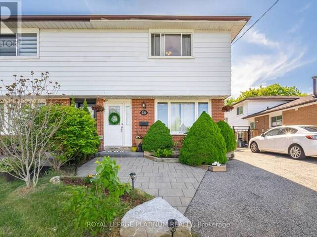232 DURHAM STREET Oshawa Ontario, L1J 5R3 - 3 Bedrooms Home For Sale