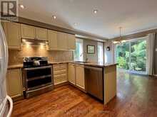 47 LOOKER DRIVE | Barrie Ontario | Slide Image Ten