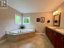 47 LOOKER DRIVE | Barrie Ontario | Slide Image Thirty