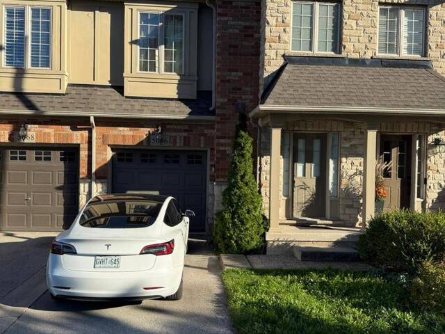 5066 MERCER COMMON Burlington Ontario, L7L 0A4 - 2 Bedrooms Home For Sale