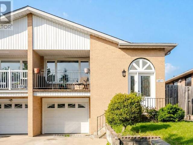 2571 TRIDENT AVENUE Mississauga Ontario, L5B 2L3 - 4 Bedrooms Home For Sale