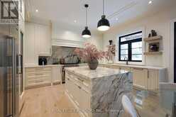 20 ARROWSTOOK ROAD | Toronto Ontario | Slide Image Nine