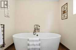 3411 LANSDOWN DRIVE | Burlington Ontario | Slide Image Thirty-four