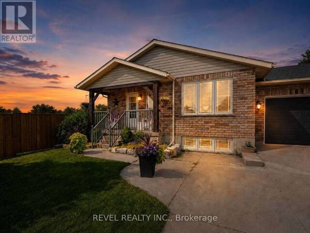 771 PRINCESS STREET Mount Forest Ontario, N0G 2L3 - 4 Bedrooms Home For Sale