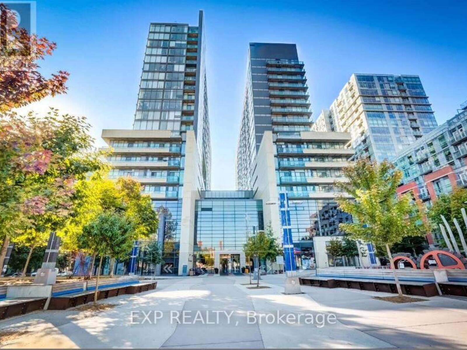 611E - 36 LISGAR STREET, Toronto, Ontario M6J 0C7