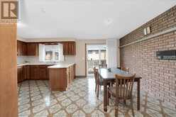 100 HALLSPORT CRESCENT | Toronto Ontario | Slide Image Twelve