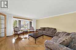 100 HALLSPORT CRESCENT | Toronto Ontario | Slide Image Seven