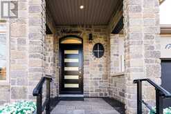 174 MILKWEED WAY | Oakville Ontario | Slide Image Four