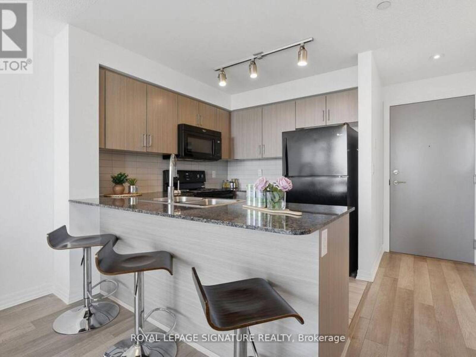 1116 - 80 ESTHER LORRIE DRIVE, Toronto, Ontario M9W 0C6