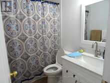 65 DELANEY CRESCENT | Barrie Ontario | Slide Image Nine
