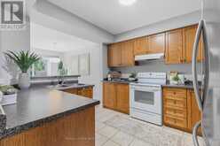 32 - 130 ROBERT STREET | Milton Ontario | Slide Image Eight