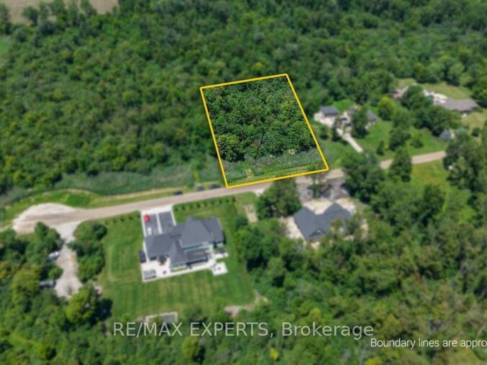 6506 KRISTA LANE, Strathroy-Caradoc, Ontario N0L 1T0